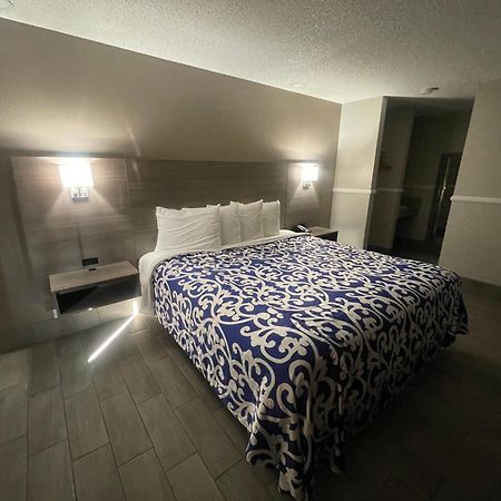Simplestay Suites - Downtown سان برناردينو المظهر الخارجي الصورة