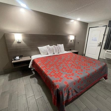 Simplestay Suites - Downtown سان برناردينو المظهر الخارجي الصورة