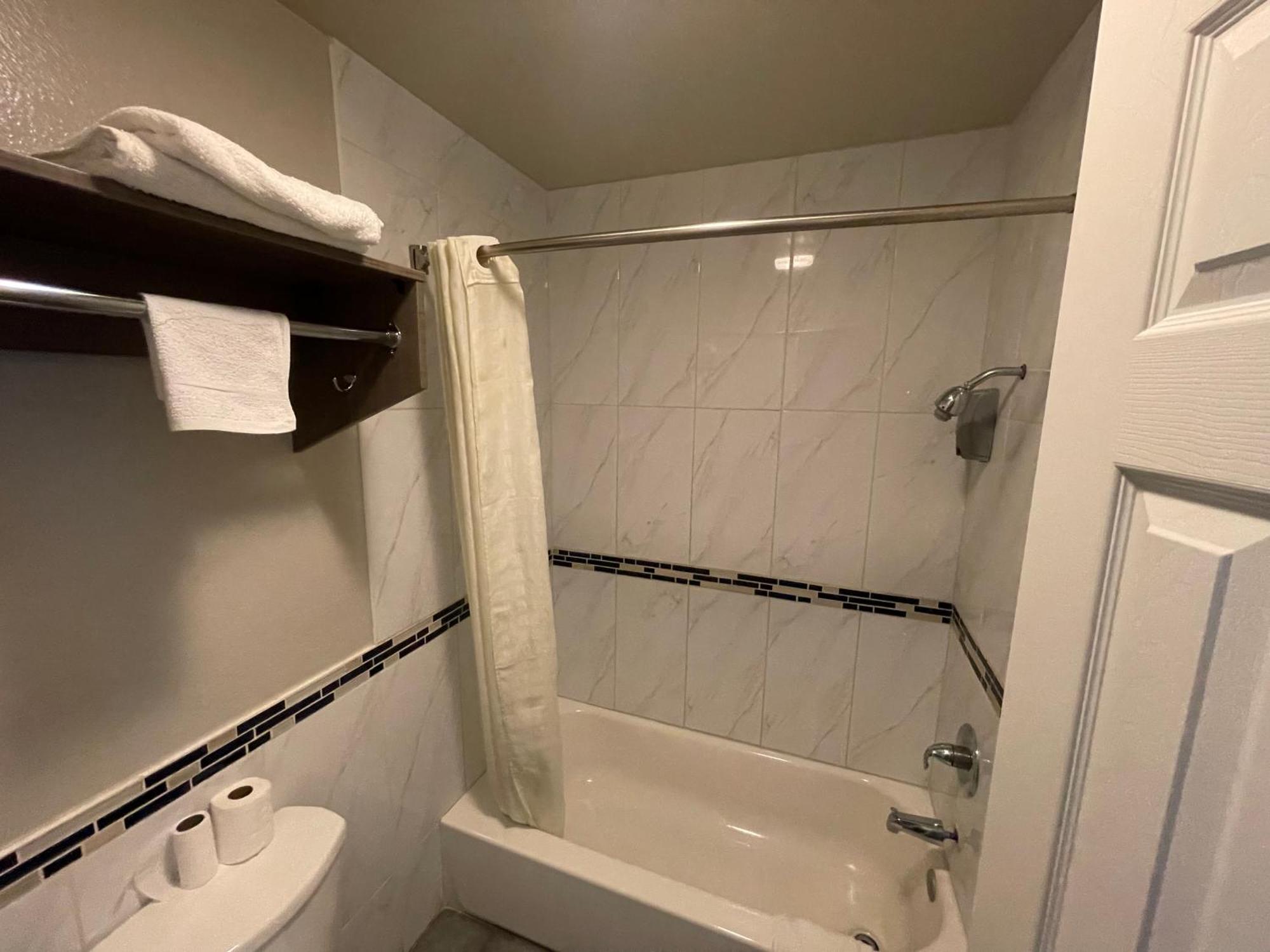 Simplestay Suites - Downtown سان برناردينو المظهر الخارجي الصورة