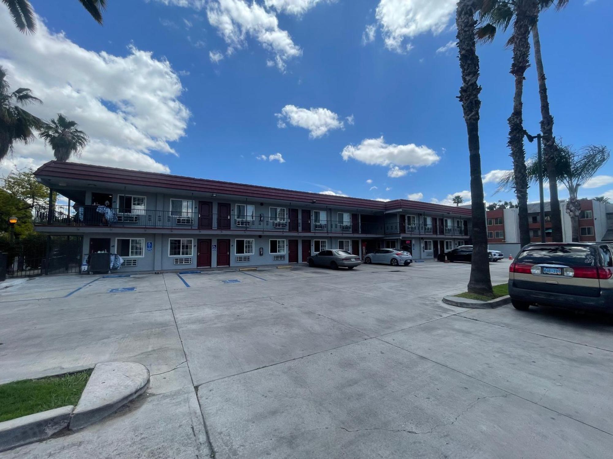 Simplestay Suites - Downtown سان برناردينو المظهر الخارجي الصورة