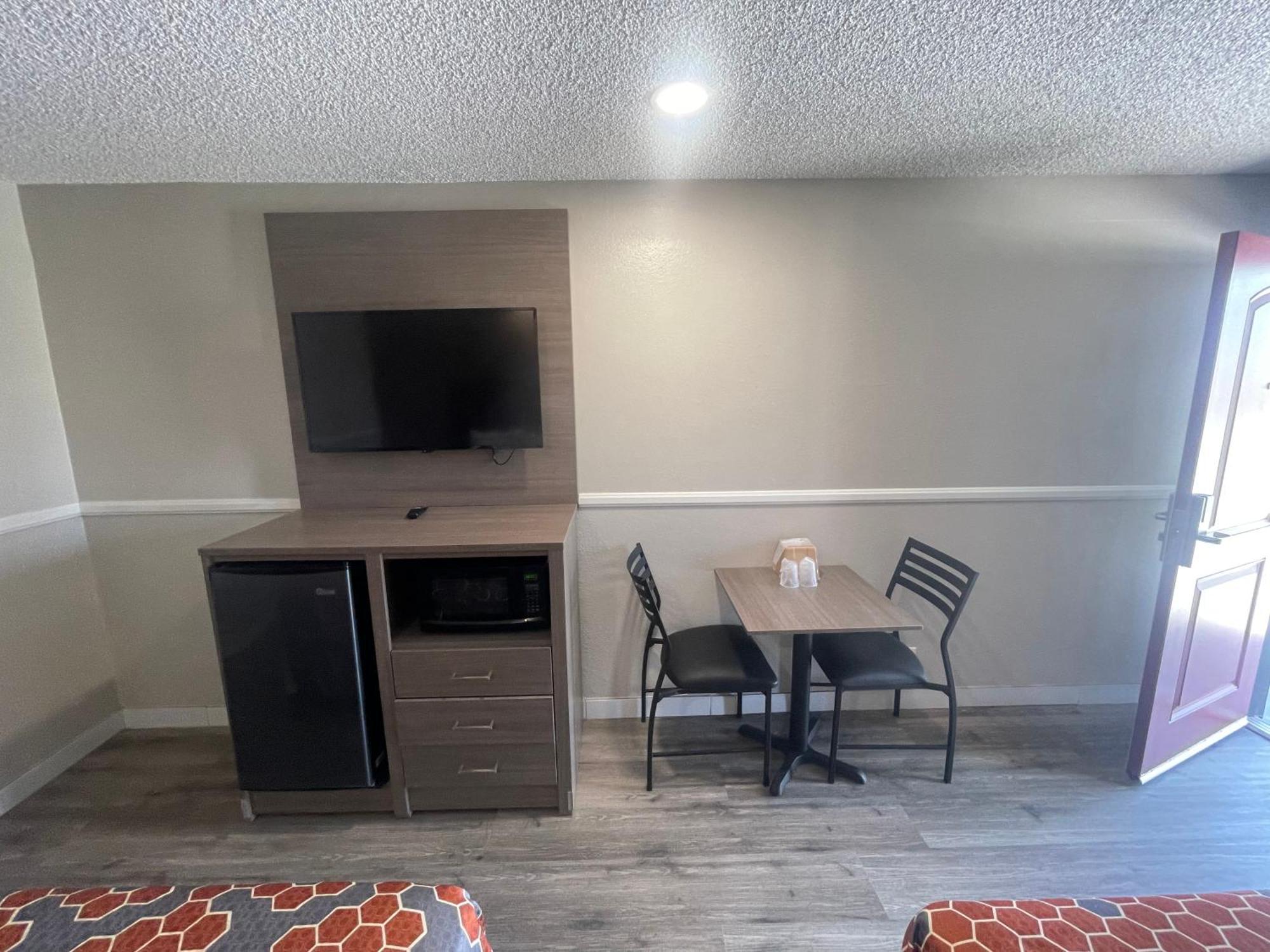 Simplestay Suites - Downtown سان برناردينو المظهر الخارجي الصورة
