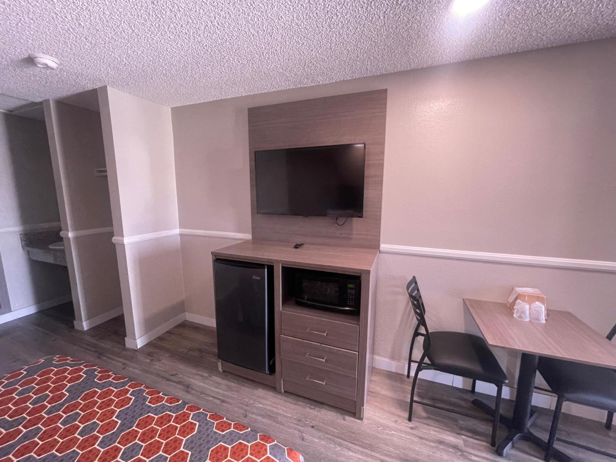 Simplestay Suites - Downtown سان برناردينو المظهر الخارجي الصورة