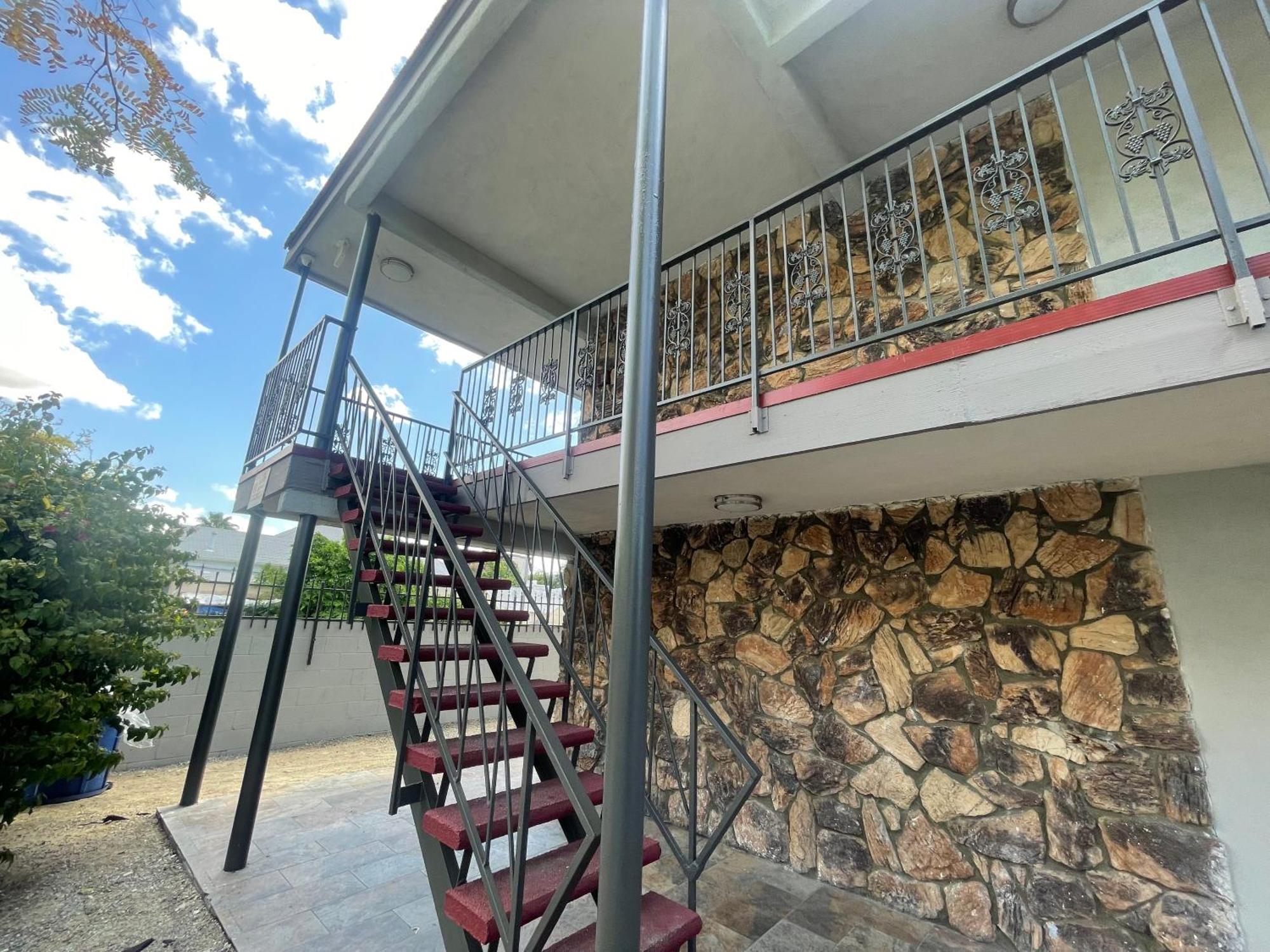 Simplestay Suites - Downtown سان برناردينو المظهر الخارجي الصورة