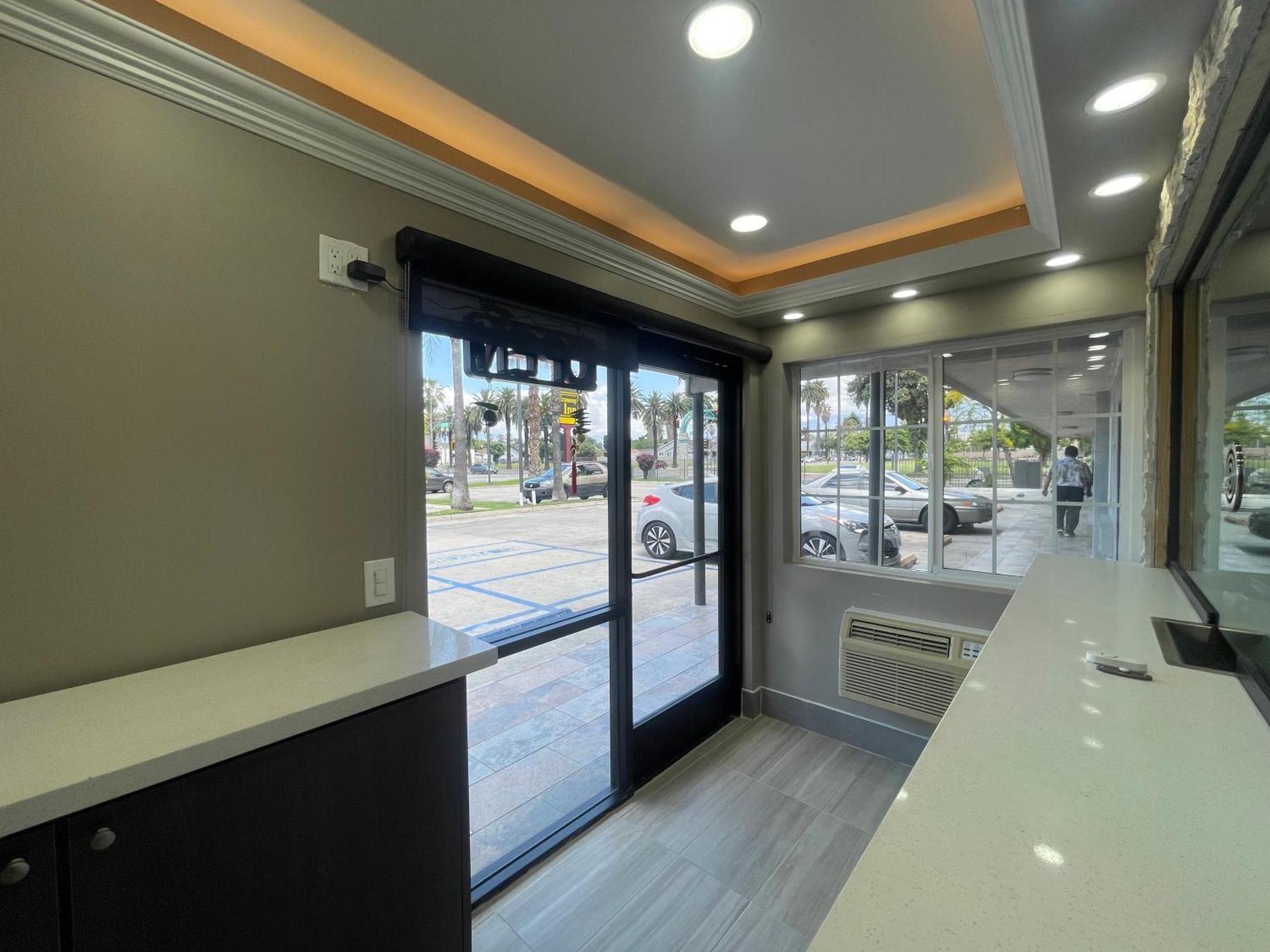 Simplestay Suites - Downtown سان برناردينو المظهر الخارجي الصورة