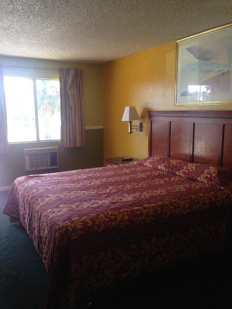 Simplestay Suites - Downtown سان برناردينو المظهر الخارجي الصورة